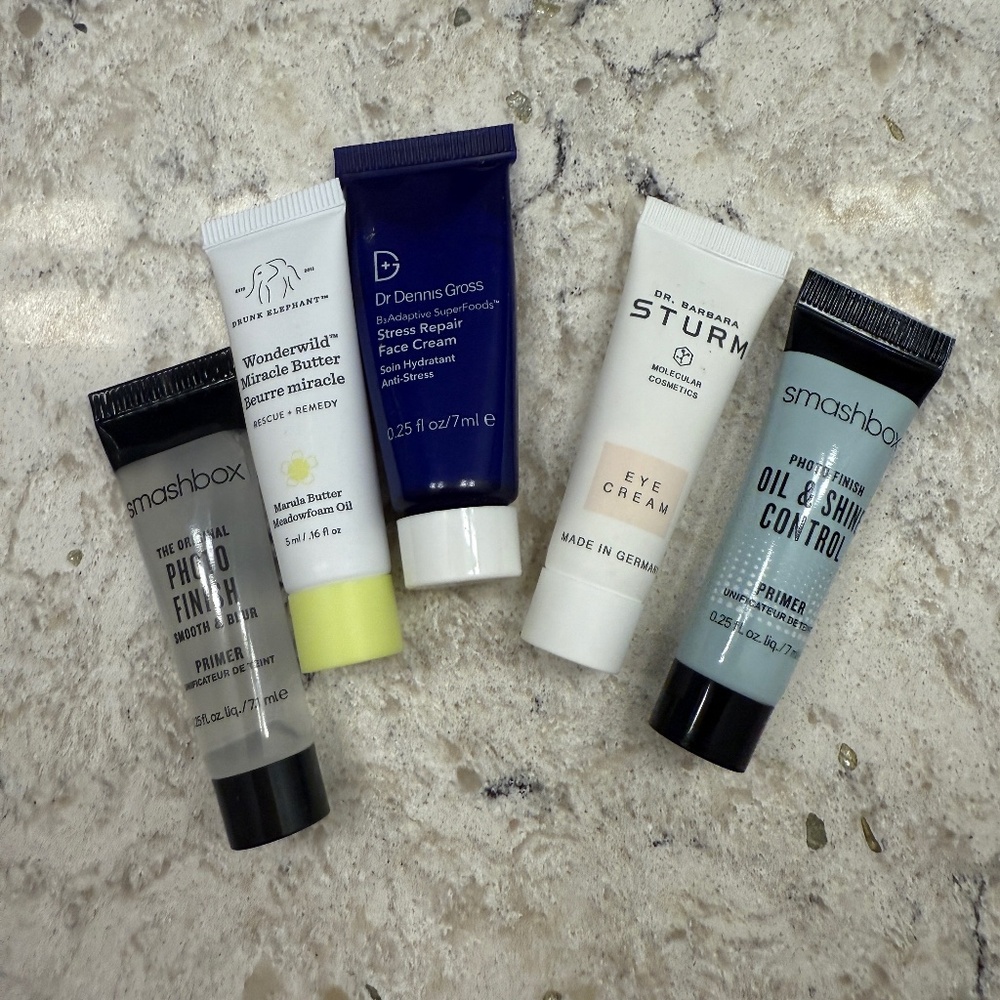 Bundle‎ of sample  size beauty items